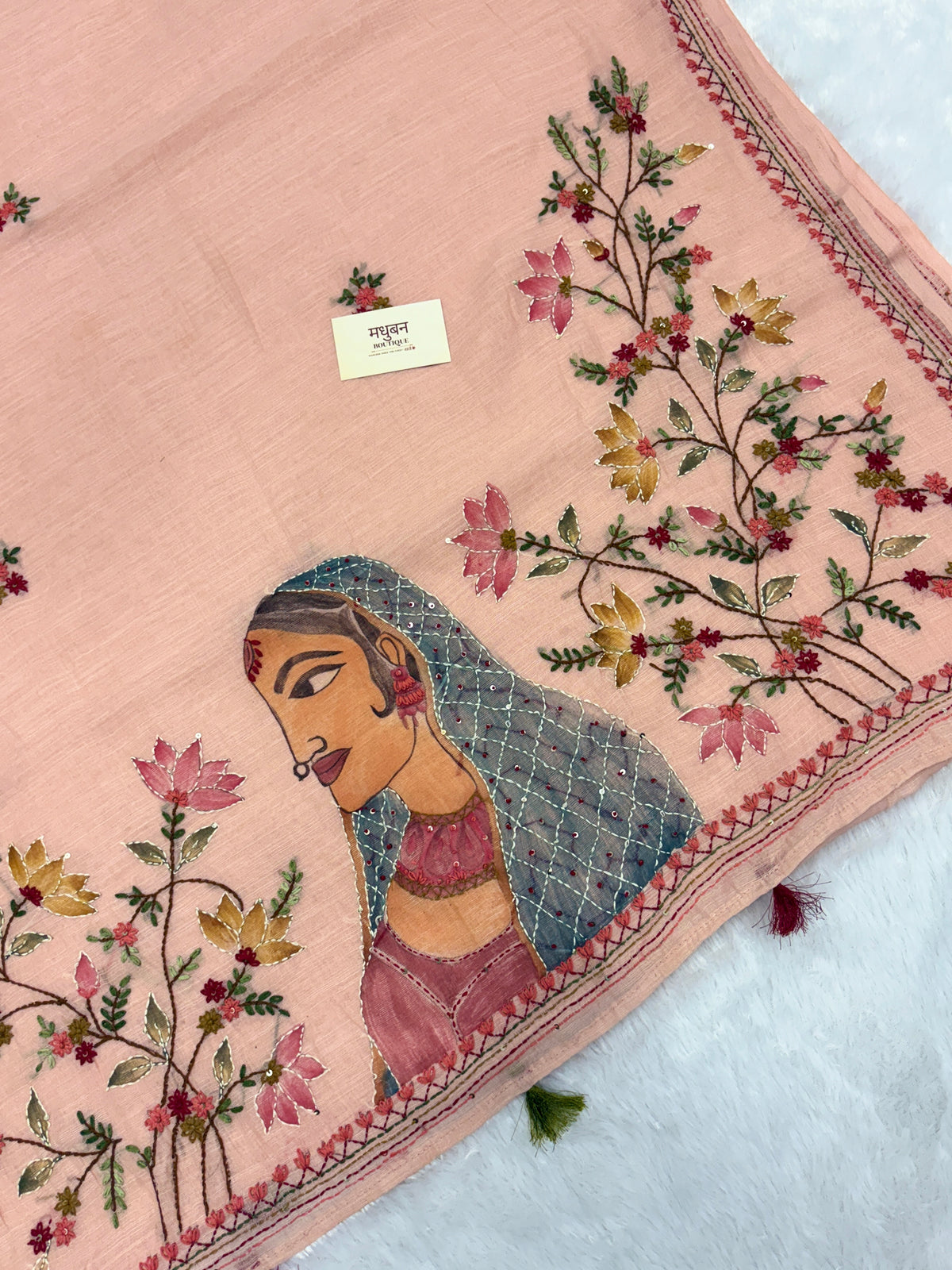 Lady face handpainted and hardwork linen saree|Peach|HPHWL001