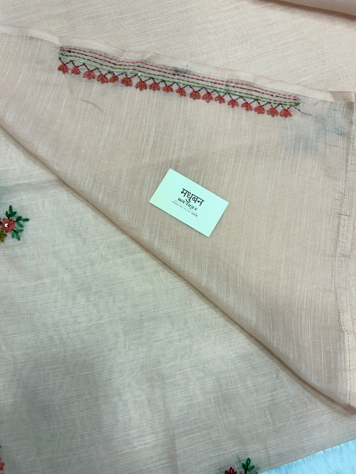 Lady face handpainted and hardwork linen saree|Peach|HPHWL001
