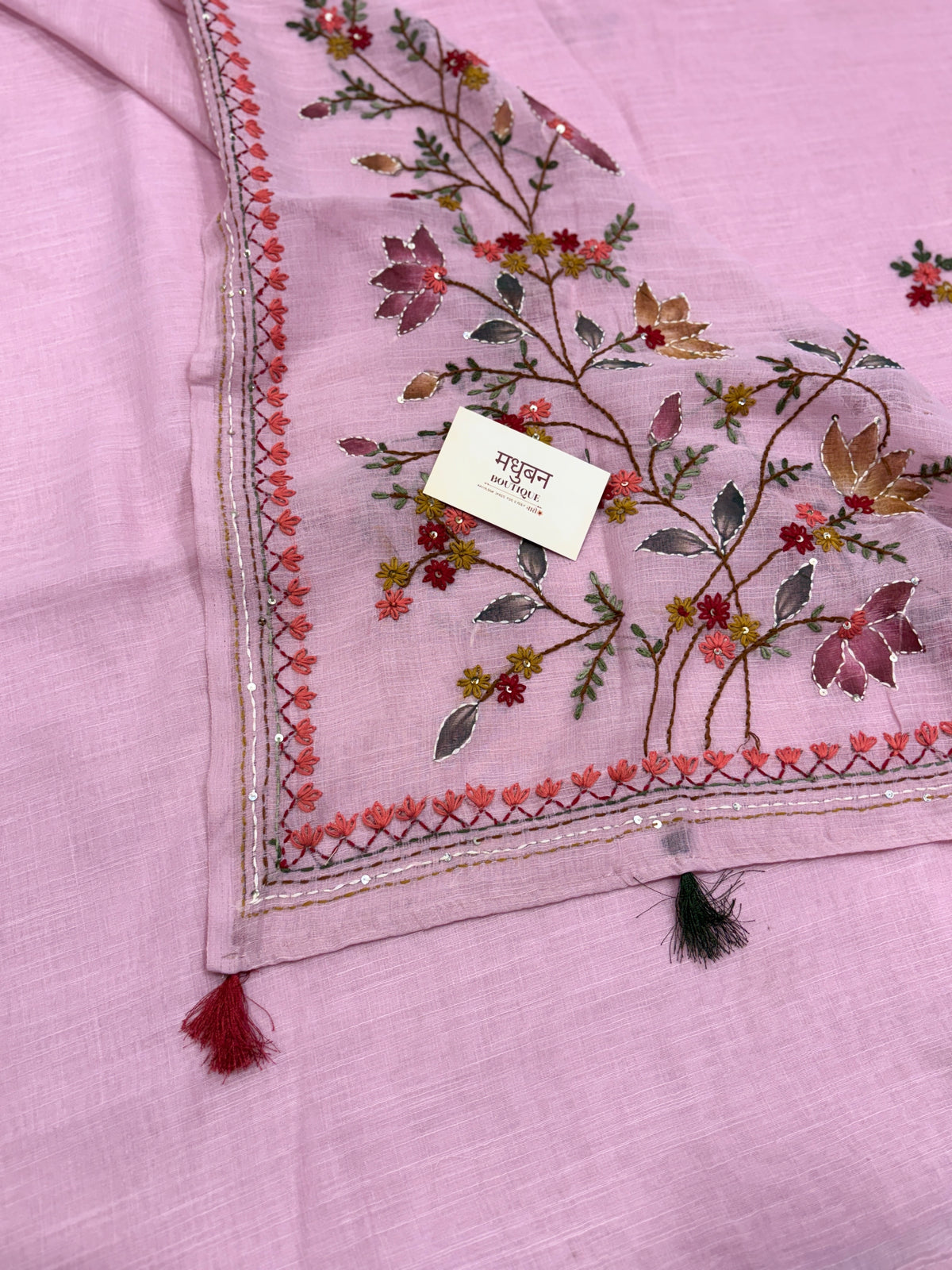 Lady face handpainted and hardwork linen saree|Pink|HPHWL002
