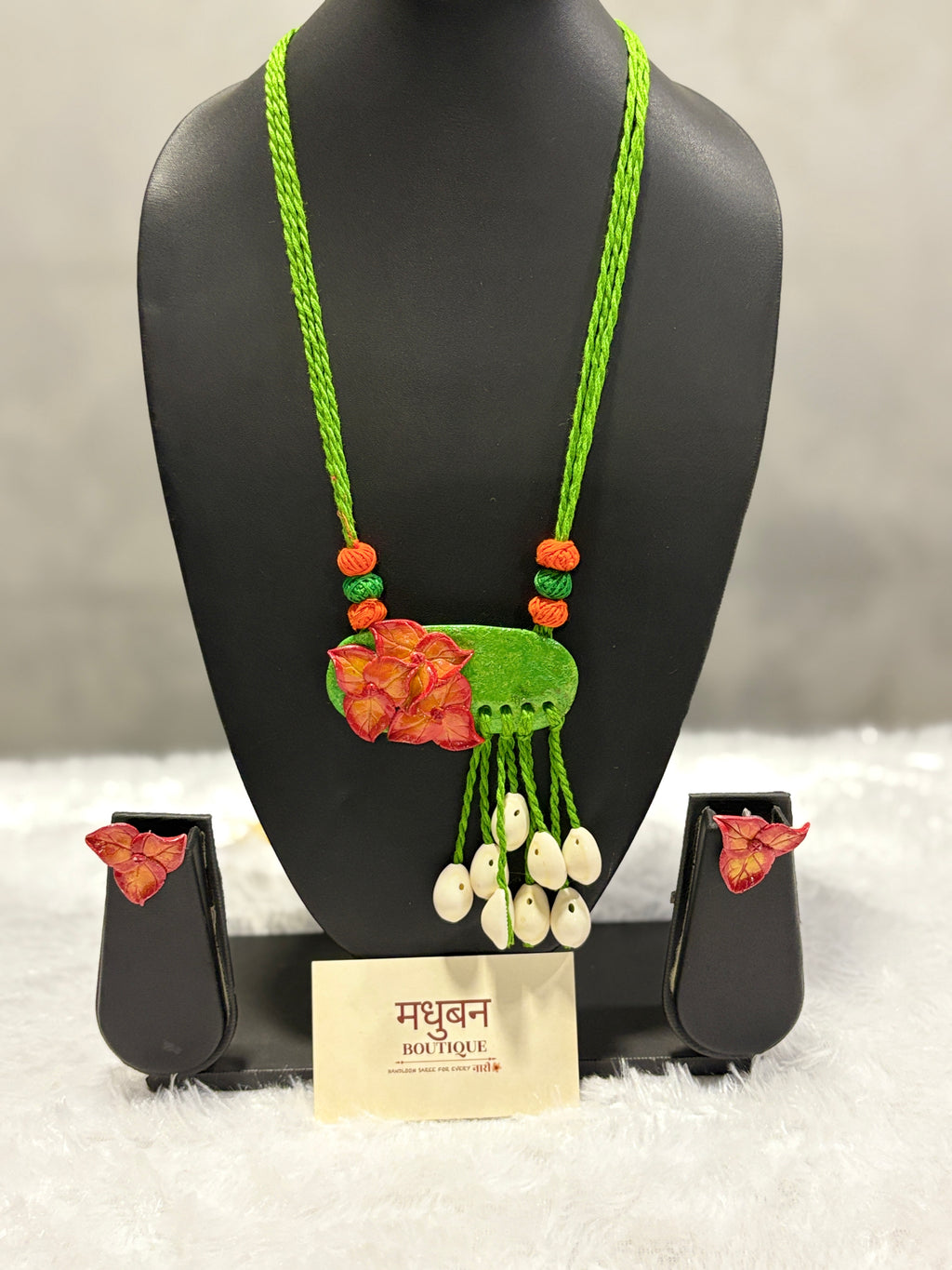 Polymer clay flower neckpiece with shells | CJ012
