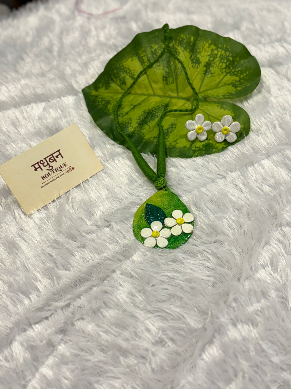 Polymer clay flower neckpiece| CJ001