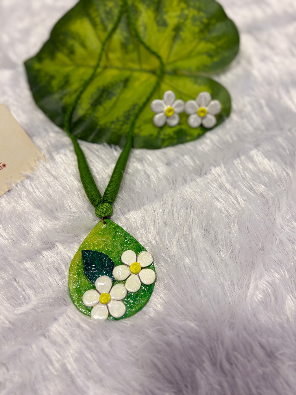Polymer clay flower neckpiece| CJ001