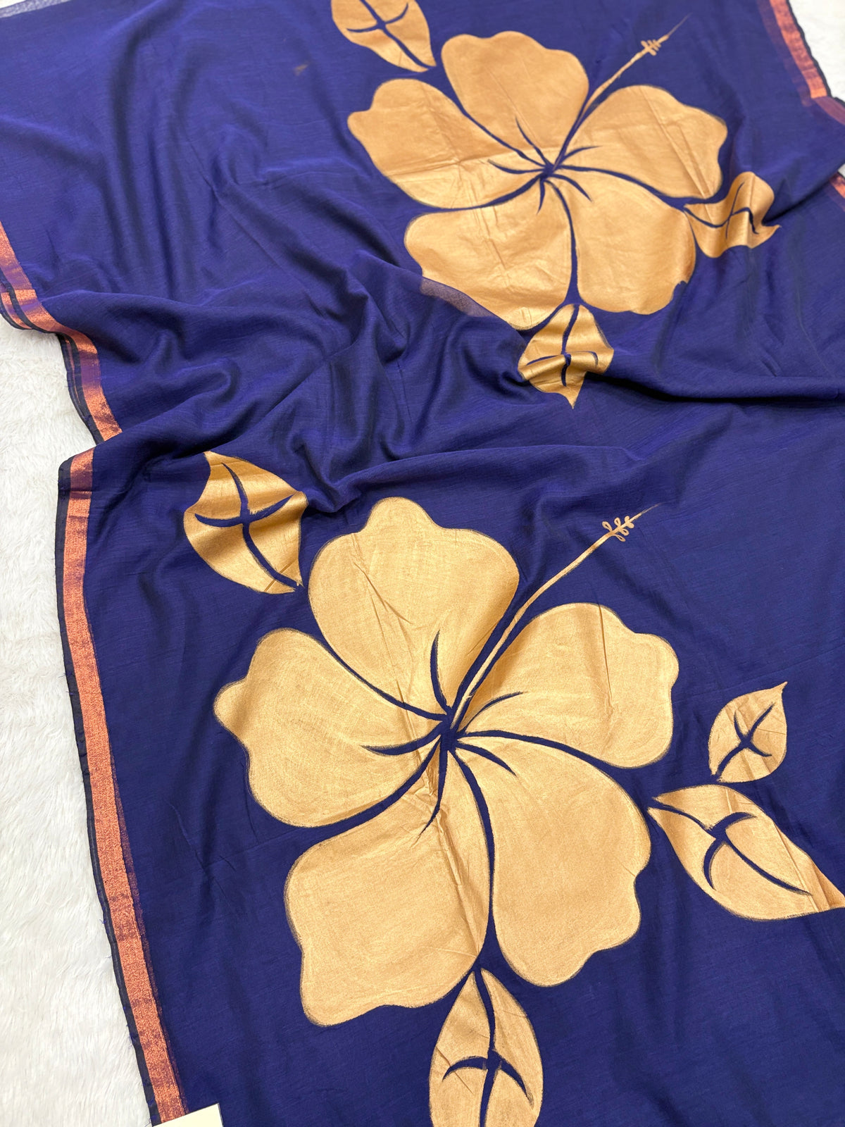 Handpainted big hibiscus mulcotton saree|Nevy blue|HPMC001