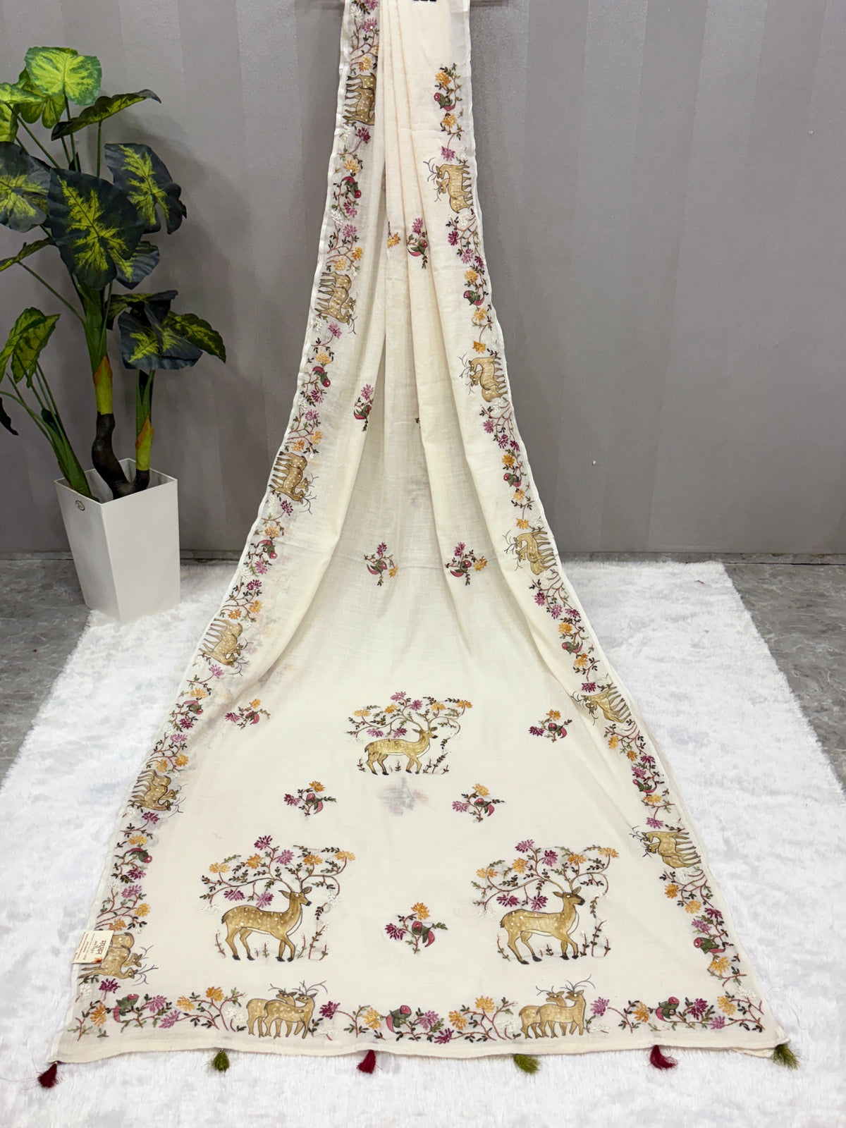 Deer handpainted and hardwork linen saree|offwhite