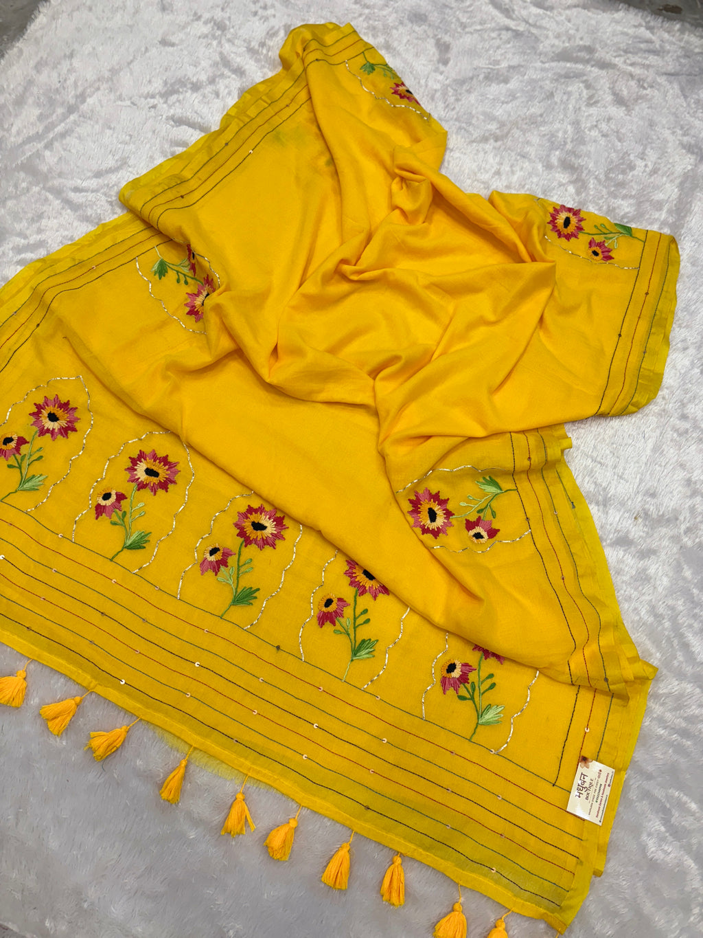 Niddle work flower saree|yellow
