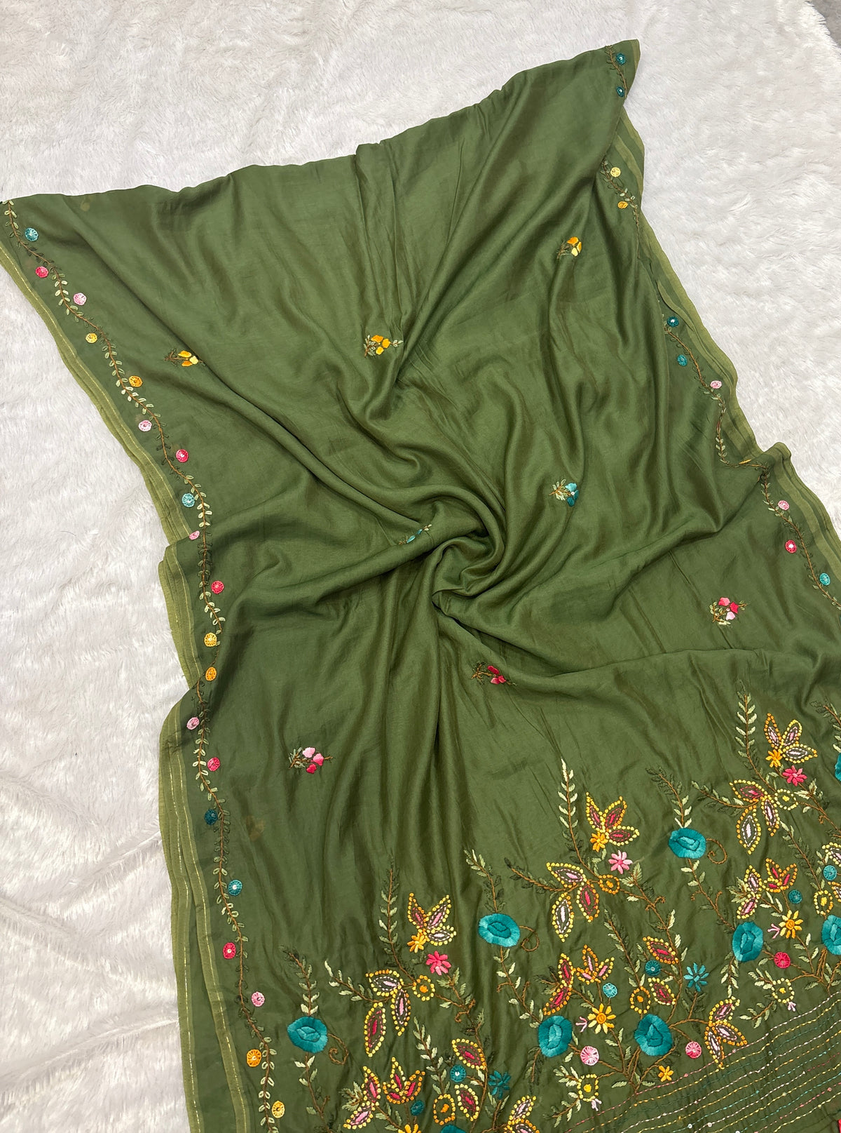 Flower garden mulchanderi saree| green